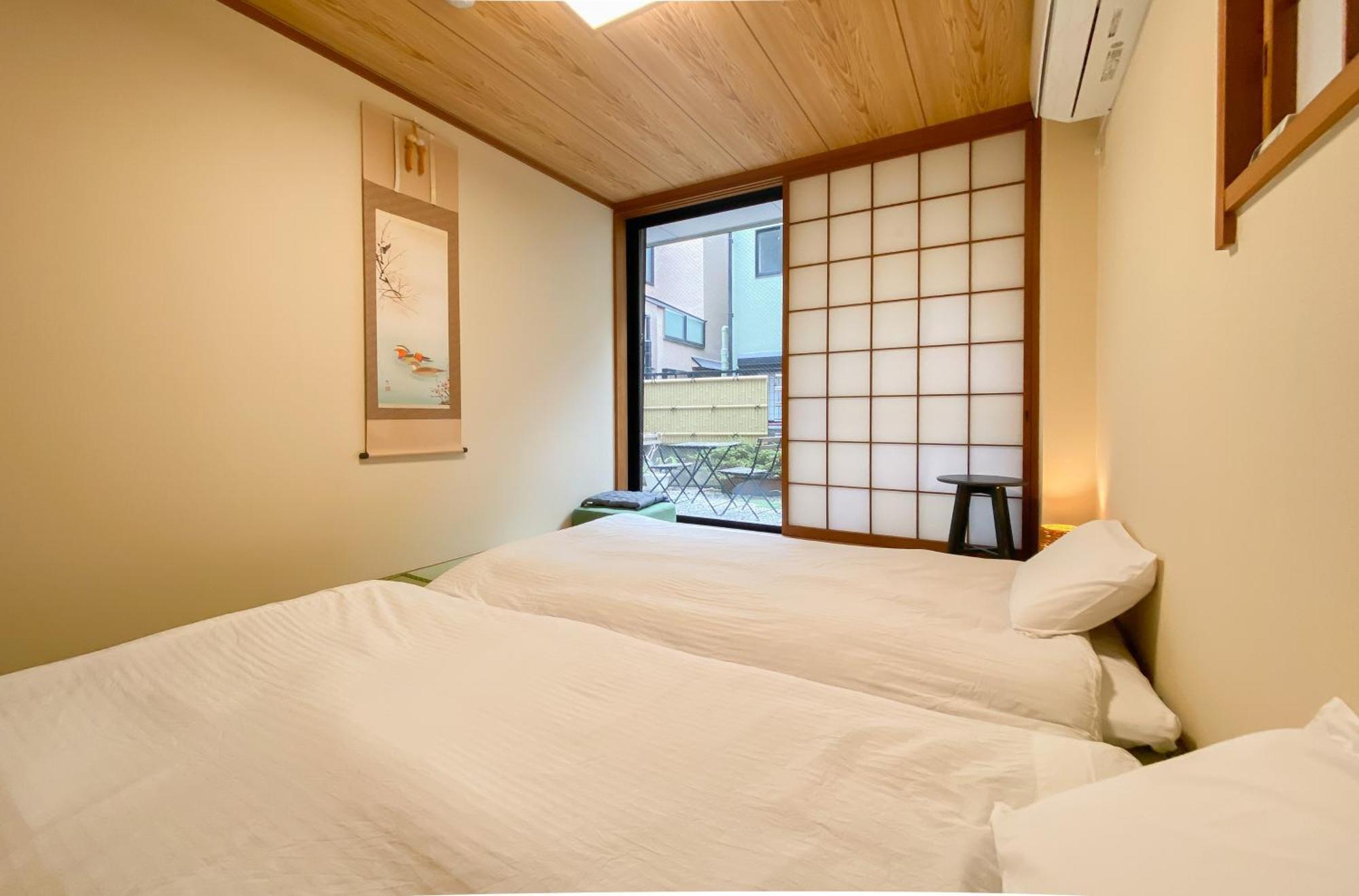 We Guest House Tokyo Room photo