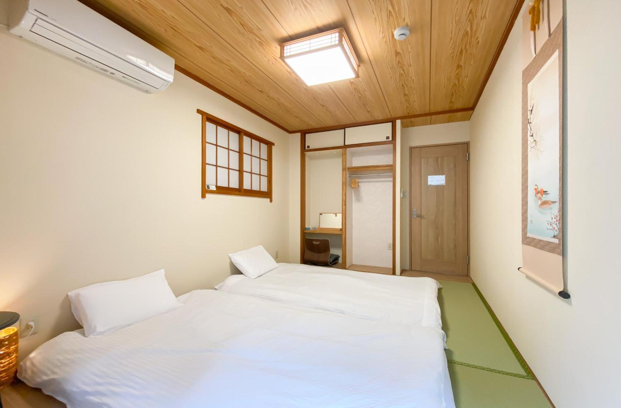 We Guest House Tokyo Room photo